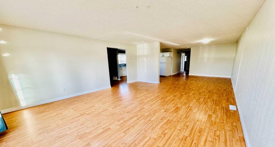 203 Penbrooke Close, Calgary, Alberta T2A 3N9, 4 Bedrooms Bedrooms, ,2 BathroomsBathrooms,Residential,For Sale,Penbrooke,A2256139