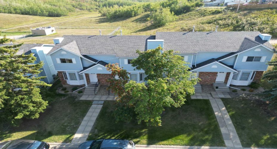 8420 99 Avenue, Peace River, Alberta T8S 1W3, ,Commercial,For Sale,99,A2256213