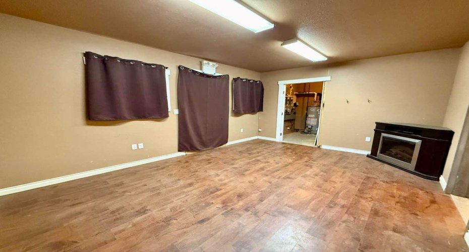5114 43 Street, Consort, Alberta T0C 1B0, ,Commercial,For Sale,43,A2256399