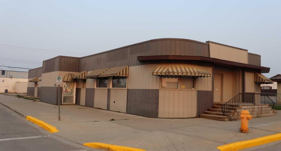 502 50 Street, Edson, Alberta T7E 1T6, ,Commercial,For Sale,50 Street,A2256838