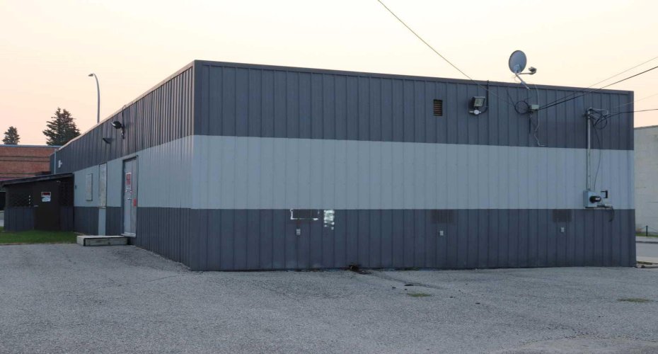502 50 Street, Edson, Alberta T7E 1T6, ,Commercial,For Sale,50 Street,A2256838