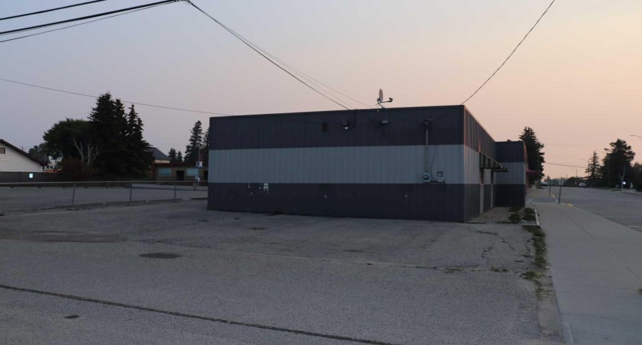 502 50 Street, Edson, Alberta T7E 1T6, ,Commercial,For Sale,50 Street,A2256838