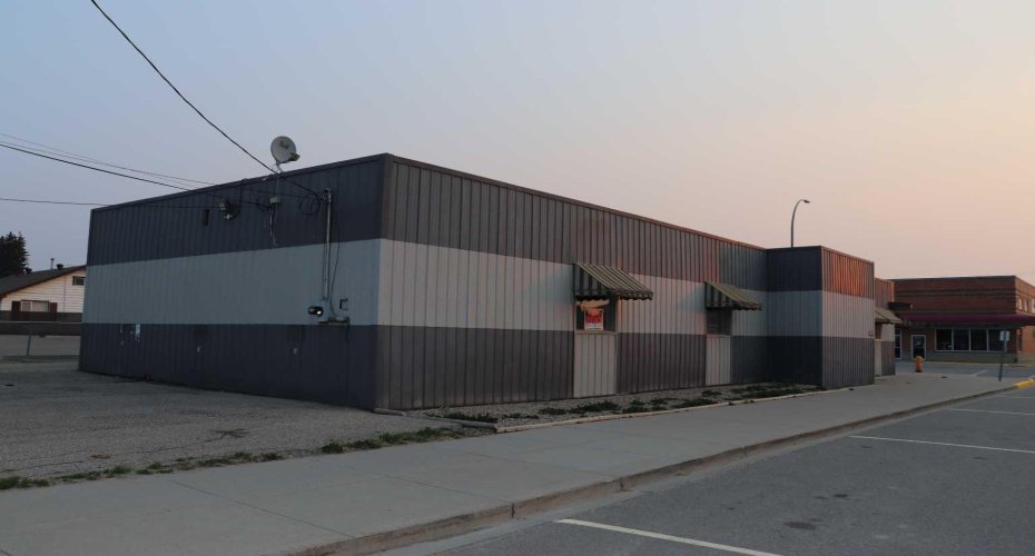 502 50 Street, Edson, Alberta T7E 1T6, ,Commercial,For Sale,50 Street,A2256838