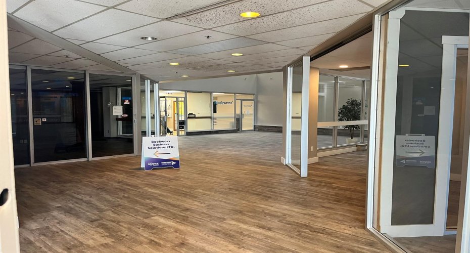 9804 100 Avenue, Grande Prairie, Alberta T8V 0T8, ,Commercial,For Lease,100,A1145202