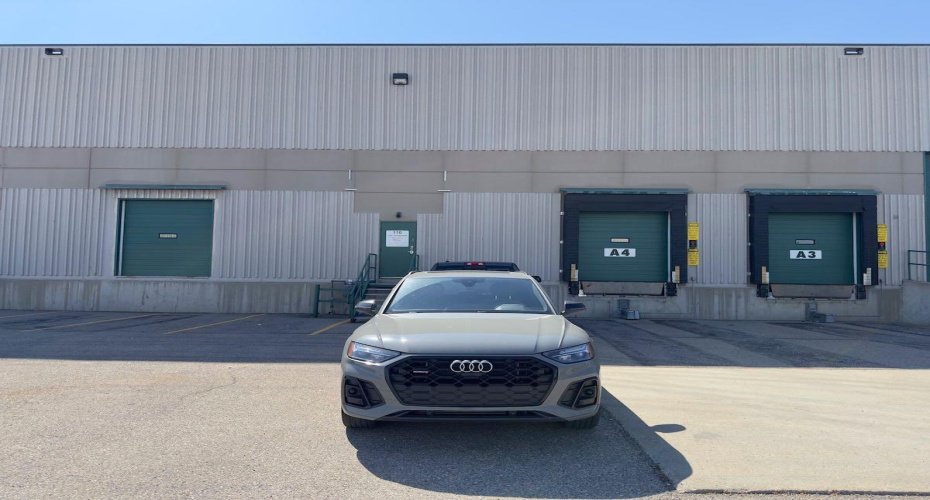 2730 39 Avenue, Calgary, Alberta T1Y 7H6, ,Commercial,For Lease,Hopewell Business Park - Building A,39,A2257030