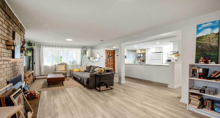 2629 Erlton Street, Calgary, Alberta T2S 2W2, 9 Bedrooms Bedrooms, ,5 BathroomsBathrooms,Residential,For Sale,Erlton,A2225081