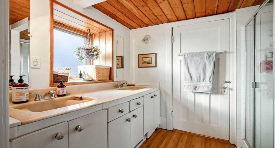 2629 Erlton Street, Calgary, Alberta T2S 2W2, 9 Bedrooms Bedrooms, ,5 BathroomsBathrooms,Residential,For Sale,Erlton,A2225081