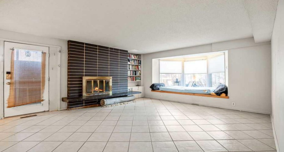 2629 Erlton Street, Calgary, Alberta T2S 2W2, 9 Bedrooms Bedrooms, ,5 BathroomsBathrooms,Residential,For Sale,Erlton,A2225081