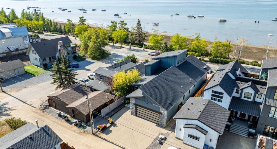 3417 Lakeshore Drive, Sylvan Lake, Alberta T4S 1B3, 4 Bedrooms Bedrooms, ,6 BathroomsBathrooms,Residential,For Sale,Lakeshore,A2257255