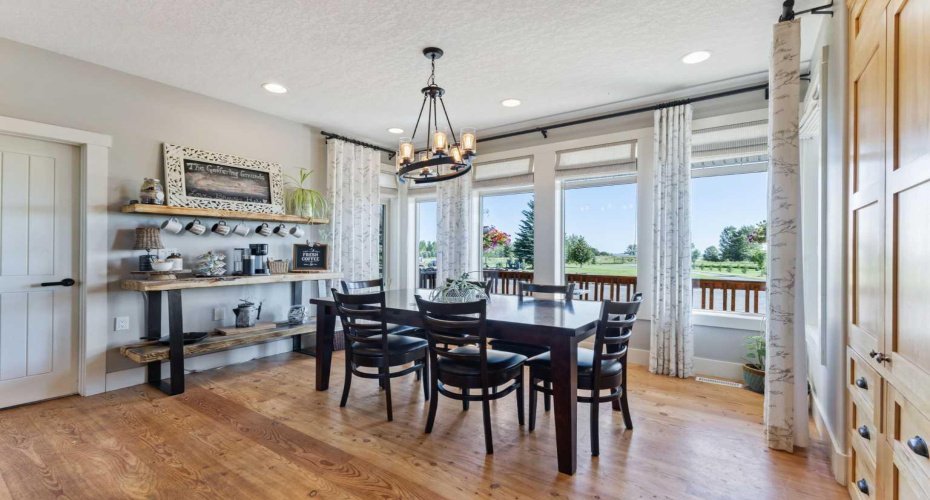 235038 Range Road 253, Rural Wheatland County, Alberta T1P 1J6, 6 Bedrooms Bedrooms, ,4 BathroomsBathrooms,Residential,For Sale,Range Road 253,A2254143