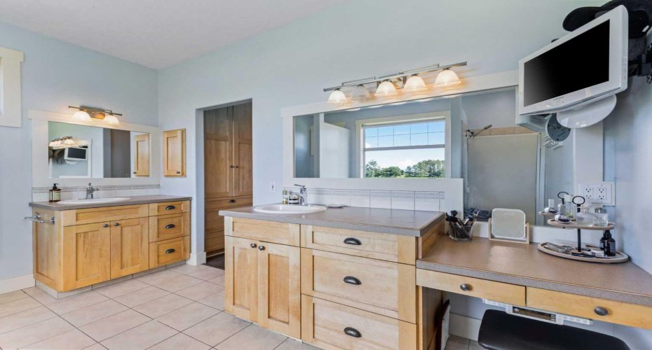 235038 Range Road 253, Rural Wheatland County, Alberta T1P 1J6, 6 Bedrooms Bedrooms, ,4 BathroomsBathrooms,Residential,For Sale,Range Road 253,A2254143