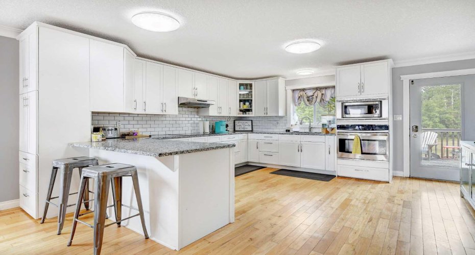 1101 Redlow Drive, Beaverlodge, Alberta T0H 0C0, 5 Bedrooms Bedrooms, ,3 BathroomsBathrooms,Residential,For Sale,Redlow,A2256361