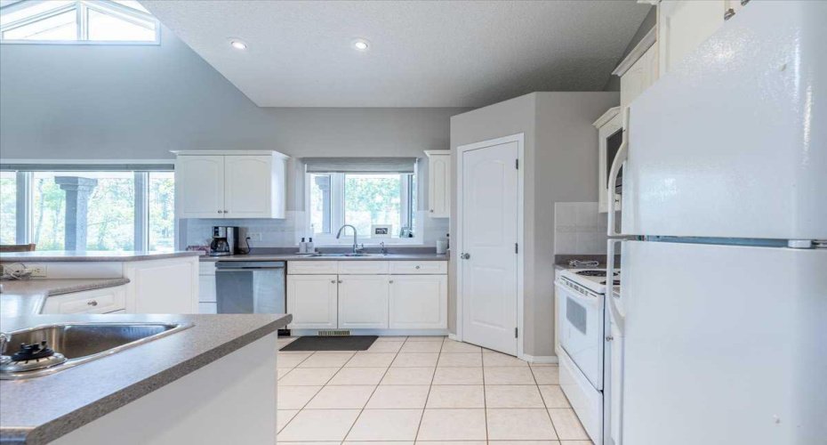 27318 TWP ROAD 482, Rural Leduc County, Alberta T0C 0V0, 3 Bedrooms Bedrooms, ,3 BathroomsBathrooms,Agri-business,For Sale,TWP ROAD 482,A2257000