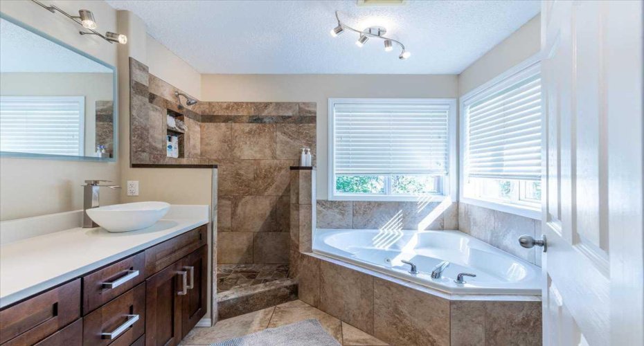27318 TWP ROAD 482, Rural Leduc County, Alberta T0C 0V0, 3 Bedrooms Bedrooms, ,3 BathroomsBathrooms,Agri-business,For Sale,TWP ROAD 482,A2257000