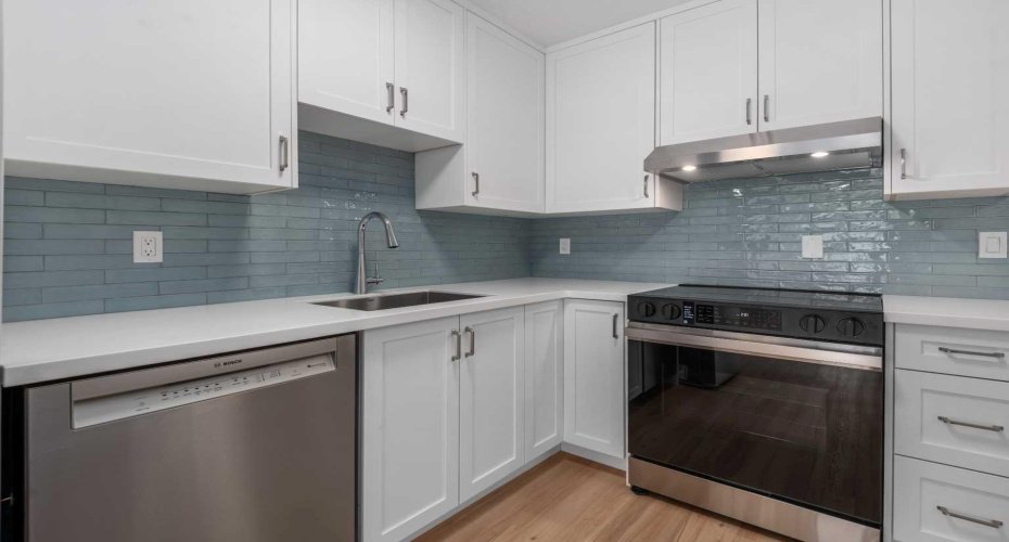 611 67 Avenue, Calgary, Alberta T2V0M3, 3 Bedrooms Bedrooms, ,2 BathroomsBathrooms,Residential,For Sale,67,A2257546