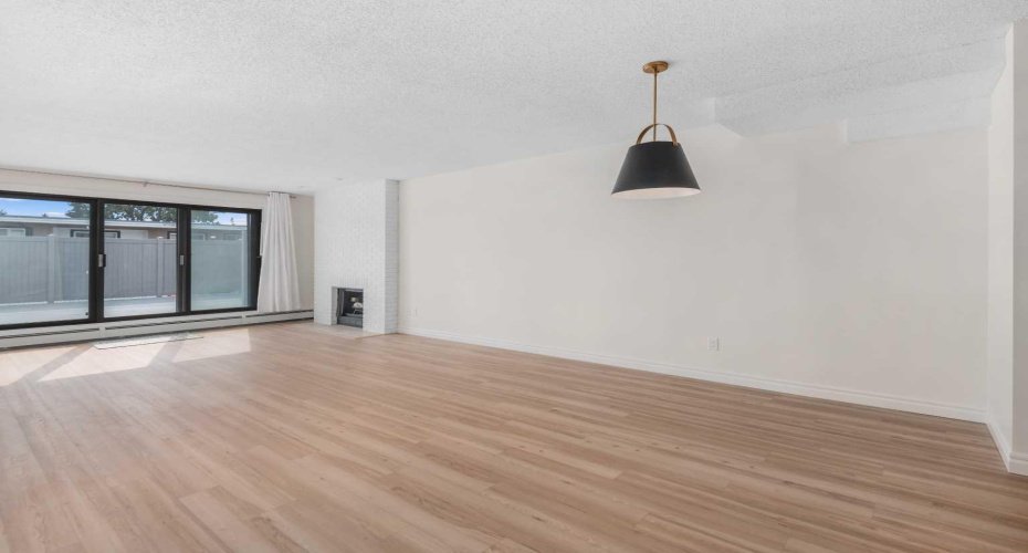 611 67 Avenue, Calgary, Alberta T2V0M3, 3 Bedrooms Bedrooms, ,2 BathroomsBathrooms,Residential,For Sale,67,A2257546