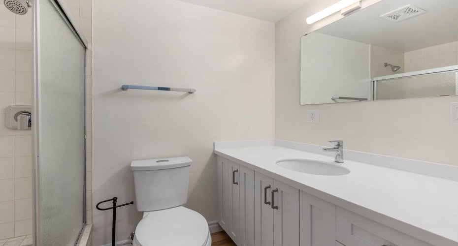 611 67 Avenue, Calgary, Alberta T2V0M3, 3 Bedrooms Bedrooms, ,2 BathroomsBathrooms,Residential,For Sale,67,A2257546