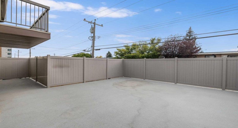 611 67 Avenue, Calgary, Alberta T2V0M3, 3 Bedrooms Bedrooms, ,2 BathroomsBathrooms,Residential,For Sale,67,A2257546