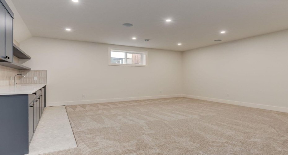 507 26 Avenue, Calgary, Alberta T2E 1Z6, 4 Bedrooms Bedrooms, ,4 BathroomsBathrooms,Residential,For Sale,26,A2257832