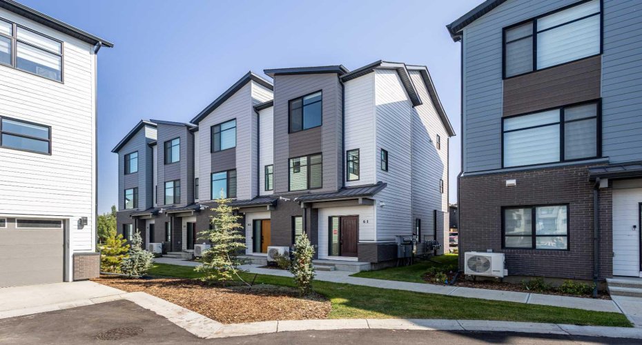 903 Mahogany Boulevard, Calgary, Alberta T3M 3W9, 2 Bedrooms Bedrooms, ,3 BathroomsBathrooms,Residential,For Sale,Mahogany,A2258974