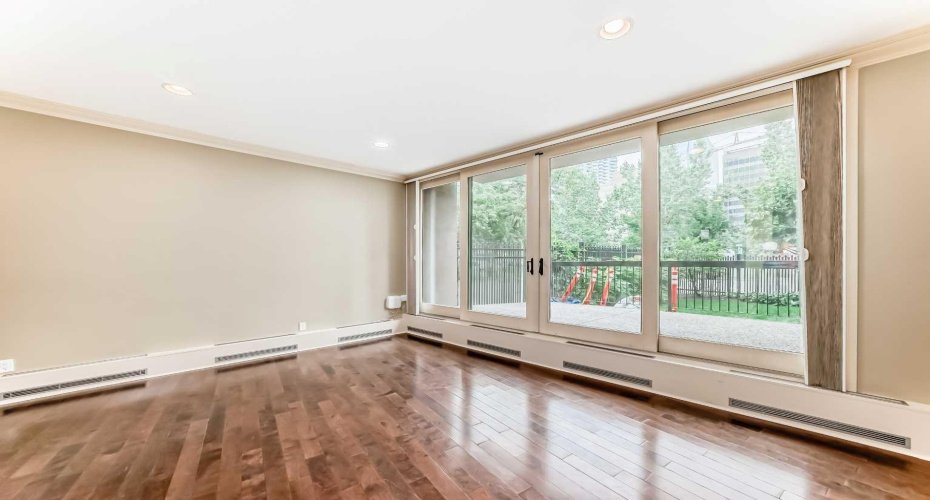 323 13 Avenue, Calgary, Alberta T2R 0K3, 1 Bedroom Bedrooms, ,1 BathroomBathrooms,Residential,For Sale,13,A2248841