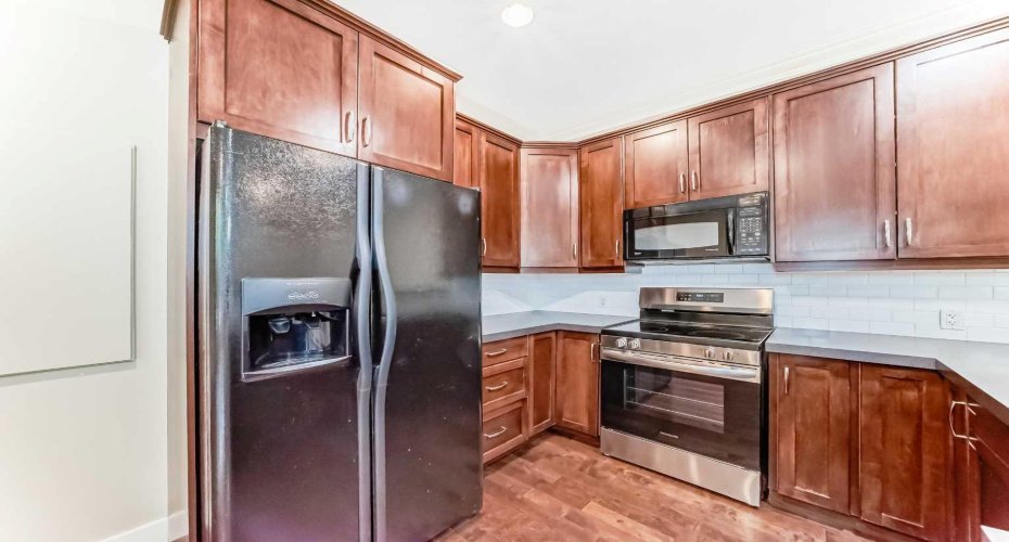 323 13 Avenue, Calgary, Alberta T2R 0K3, 1 Bedroom Bedrooms, ,1 BathroomBathrooms,Residential,For Sale,13,A2248841