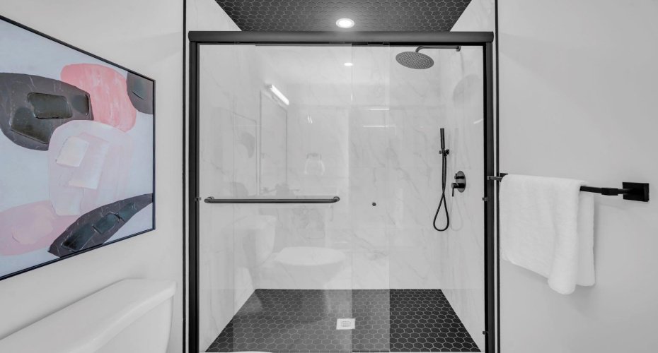 1848 24 Avenue, Calgary, Alberta T2M3T6, 4 Bedrooms Bedrooms, ,4 BathroomsBathrooms,Residential,For Sale,24,A2259247