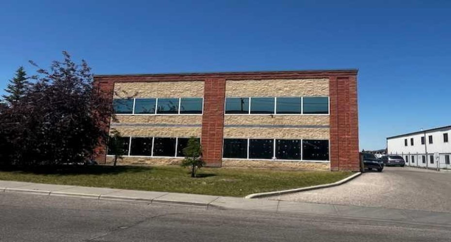 5120 47 Street, Calgary, Alberta T3J 4K3, ,Commercial,For Sale,47,A2259700