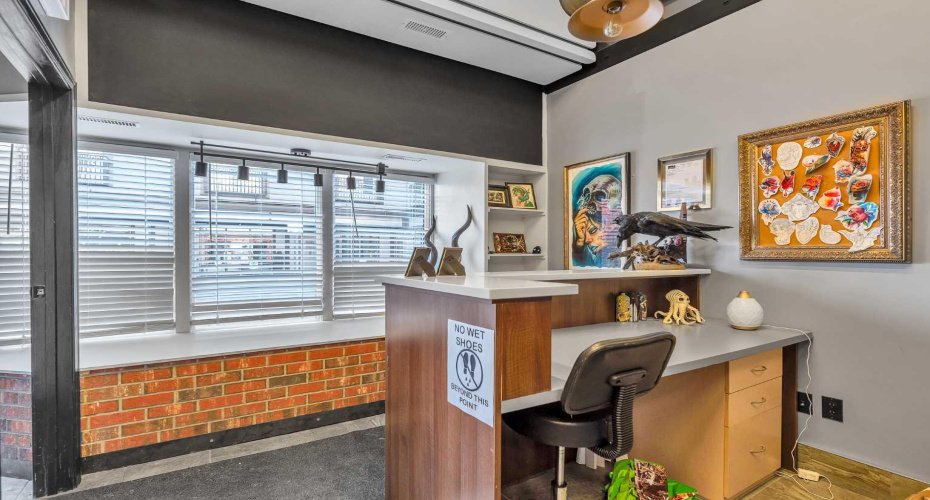 1420 9 Avenue, Calgary, Alberta T2G 0T5, ,Commercial,For Sale,9,A2260417