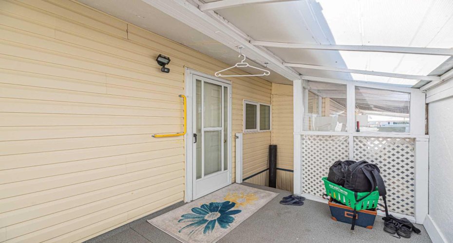 3223 83 Street, Calgary, Alberta T3B 5N1, 1 Bedroom Bedrooms, ,1 BathroomBathrooms,Mobile,For Sale,83,A2255734