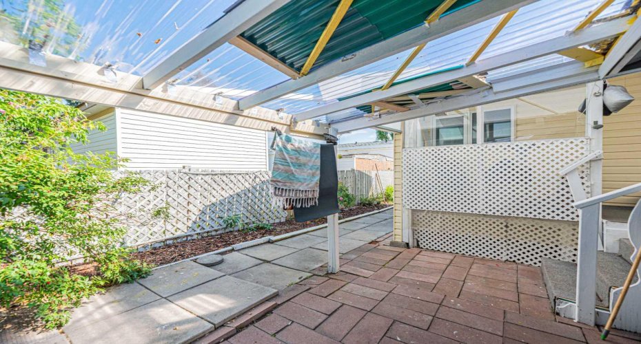 3223 83 Street, Calgary, Alberta T3B 5N1, 1 Bedroom Bedrooms, ,1 BathroomBathrooms,Mobile,For Sale,83,A2255734