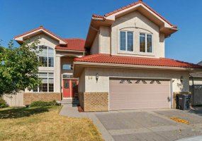 10 Grande Point Estates, Strathmore, Alberta T1P1L3, 5 Bedrooms Bedrooms, ,4 BathroomsBathrooms,Residential,For Sale,Grande Point,A2261671