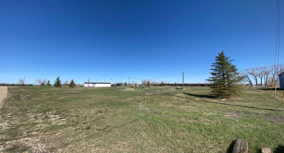 102 2 Avenue, Youngstown, Alberta T0J 3P0, ,Commercial,For Sale,2,A2201103