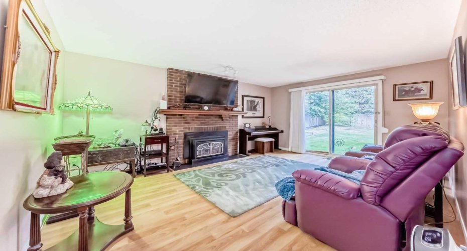 983 Woodbine Boulevard, Calgary, Alberta T2W 4A7, 4 Bedrooms Bedrooms, ,3 BathroomsBathrooms,Residential,For Sale,Woodbine,A2255928