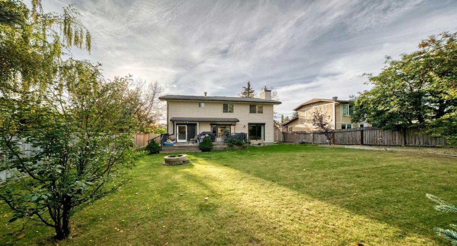 983 Woodbine Boulevard, Calgary, Alberta T2W 4A7, 4 Bedrooms Bedrooms, ,3 BathroomsBathrooms,Residential,For Sale,Woodbine,A2255928