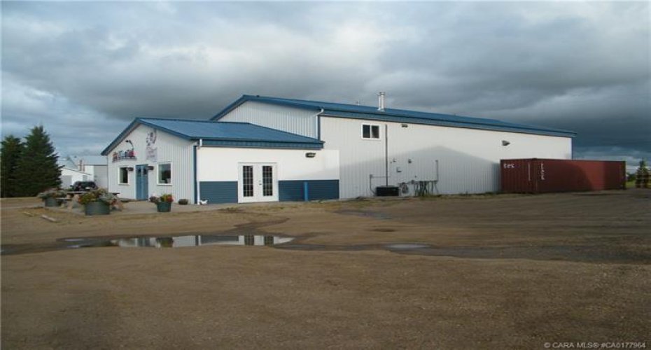 4706 43 Avenue, Forestburg, Alberta T0B 1N0, ,Commercial,For Sale,43,CA0177964