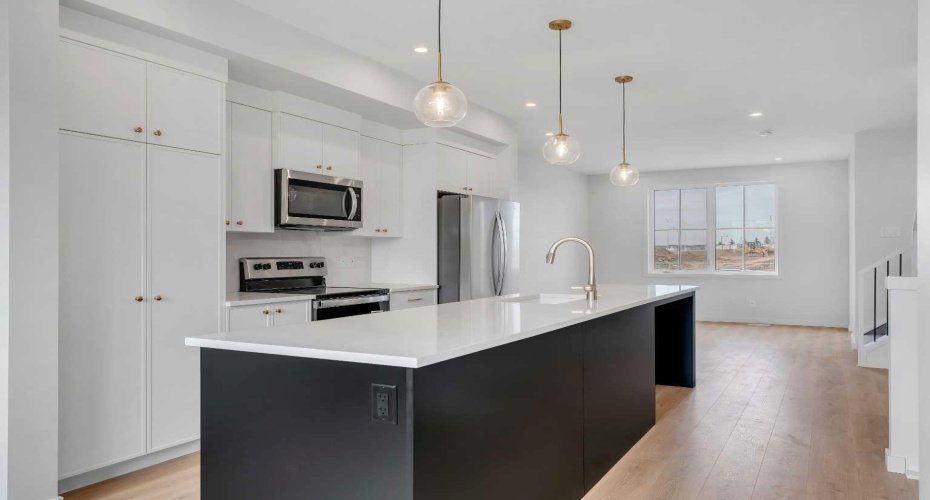 1497 Rangeview Drive, Calgary, Alberta T3S 0K5, 4 Bedrooms Bedrooms, ,4 BathroomsBathrooms,Residential,For Sale,Rangeview,A2261439