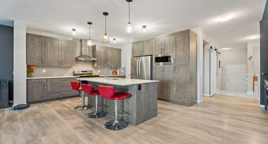 178 Buckskin Way, Cochrane, Alberta T4C2R7, 4 Bedrooms Bedrooms, ,4 BathroomsBathrooms,Residential,For Sale,Buckskin,A2261663