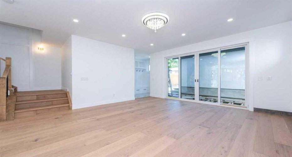 105 Hartford Road, Calgary, Alberta T2K2A7, 4 Bedrooms Bedrooms, ,4 BathroomsBathrooms,Residential,For Sale,Hartford,A2261195