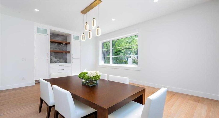 105 Hartford Road, Calgary, Alberta T2K2A7, 4 Bedrooms Bedrooms, ,4 BathroomsBathrooms,Residential,For Sale,Hartford,A2261195