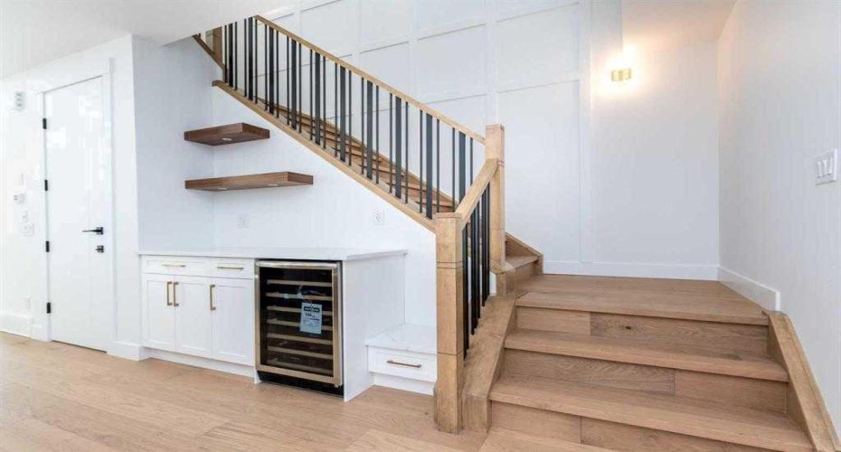 105 Hartford Road, Calgary, Alberta T2K2A7, 4 Bedrooms Bedrooms, ,4 BathroomsBathrooms,Residential,For Sale,Hartford,A2261195