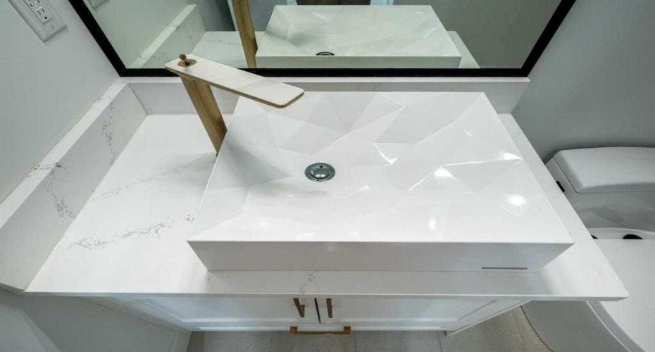 105 Hartford Road, Calgary, Alberta T2K2A7, 4 Bedrooms Bedrooms, ,4 BathroomsBathrooms,Residential,For Sale,Hartford,A2261195