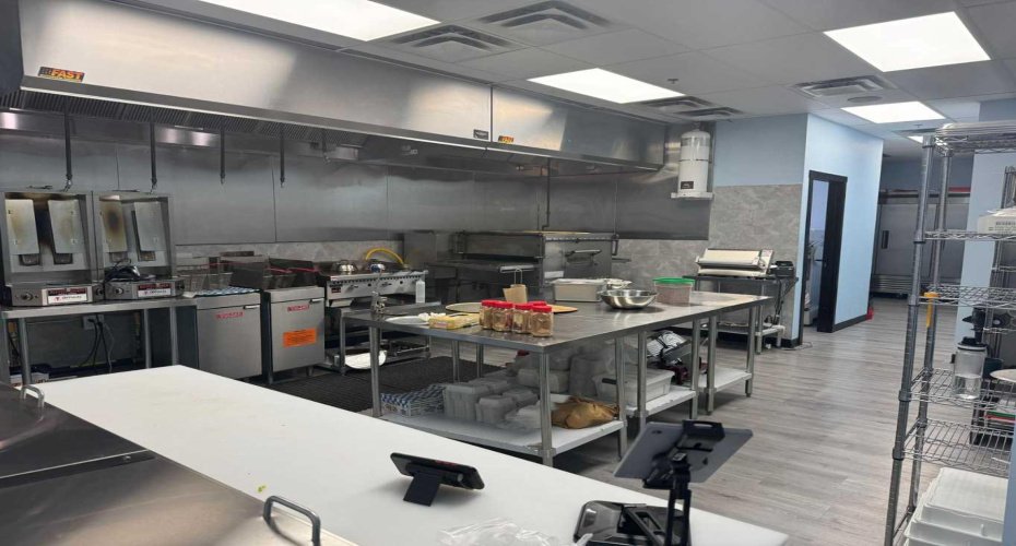 123 Any Street, Calgary, Alberta T2H 0K8, ,Commercial,For Lease,Any Street,A2262536