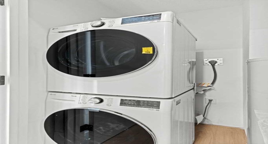 156 Park Street, Cochrane, Alberta T4C 2B8, 3 Bedrooms Bedrooms, ,2 BathroomsBathrooms,Residential,For Sale,Park,A2262676