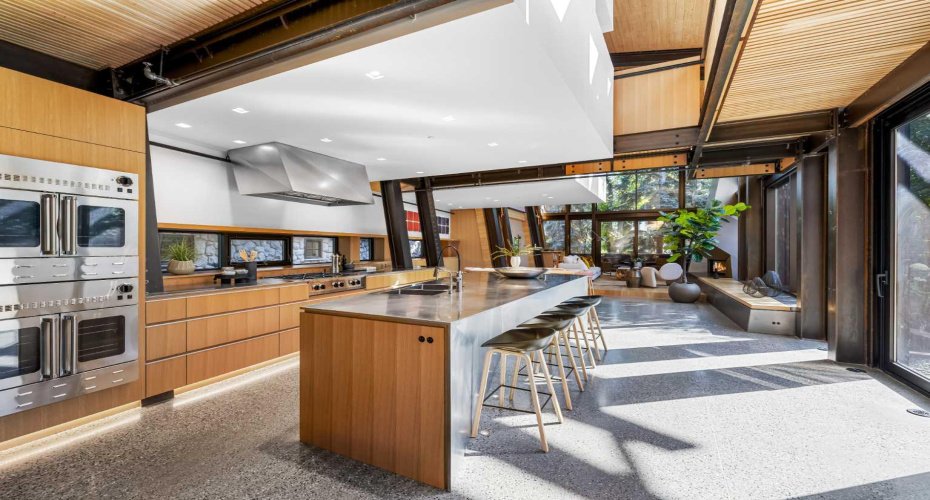 1308 Montreal Avenue, Calgary, Alberta T2T0Z6, 5 Bedrooms Bedrooms, ,4 BathroomsBathrooms,Residential,For Sale,Montreal,A2255661