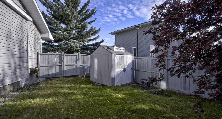 160 Riverstone Crescent, Calgary, Alberta T2C 4A3, 3 Bedrooms Bedrooms, ,3 BathroomsBathrooms,Residential,For Sale,Riverstone,A2262847
