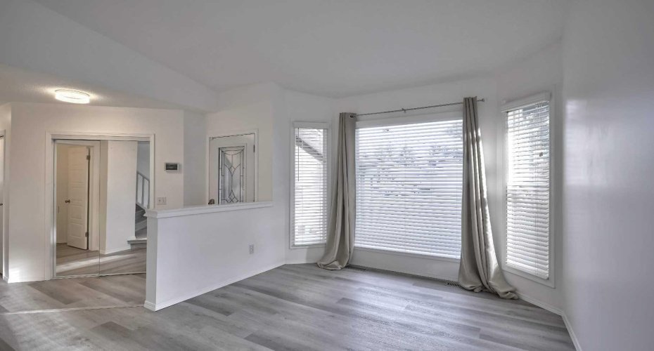 160 Riverstone Crescent, Calgary, Alberta T2C 4A3, 3 Bedrooms Bedrooms, ,3 BathroomsBathrooms,Residential,For Sale,Riverstone,A2262847