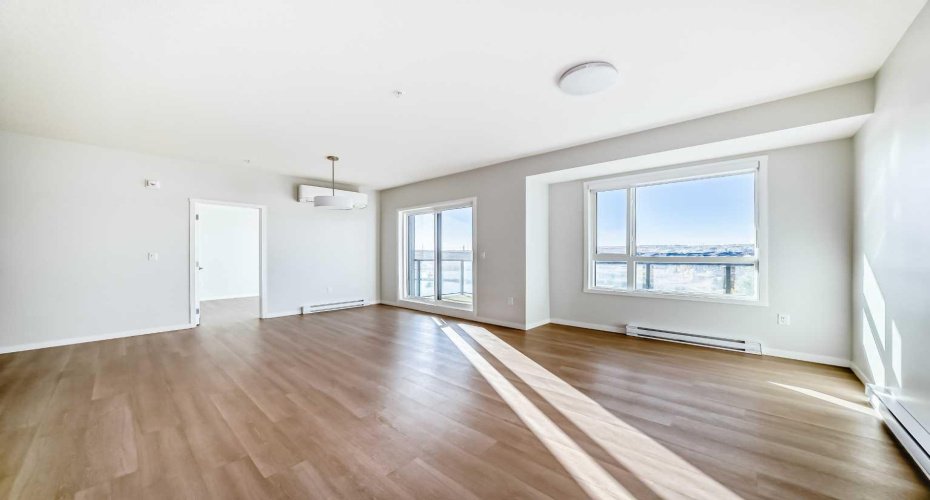 42 Cranbrook Gardens, Calgary, Alberta T3M 3N9, 3 Bedrooms Bedrooms, ,2 BathroomsBathrooms,Residential,For Sale,Cranbrook,A2263615