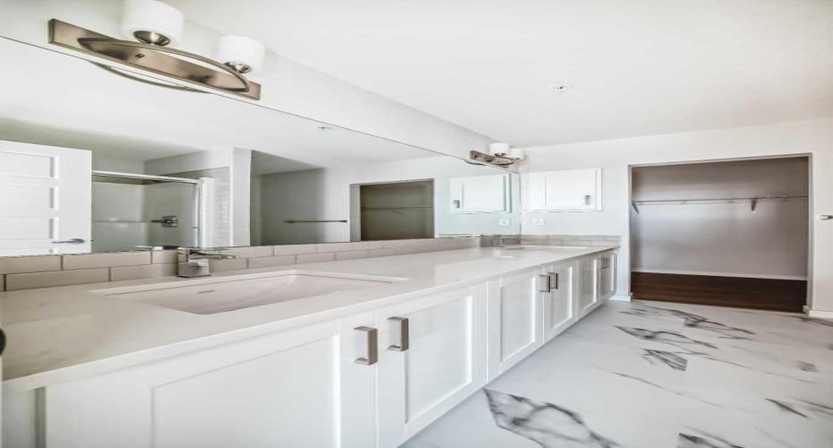 42 Cranbrook Gardens, Calgary, Alberta T3M 3N9, 3 Bedrooms Bedrooms, ,2 BathroomsBathrooms,Residential,For Sale,Cranbrook,A2263615