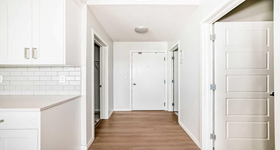 42 Cranbrook Gardens, Calgary, Alberta T3M 3N9, 3 Bedrooms Bedrooms, ,2 BathroomsBathrooms,Residential,For Sale,Cranbrook,A2263615